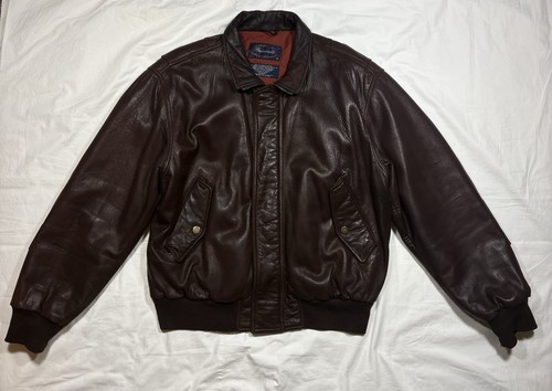 Vtg facconable brown leather - vtg,