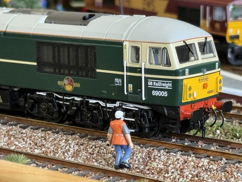 Bachmann class 780sfx - 69, 35-780sfx