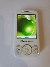 Sony Ericsson W100i Locked On