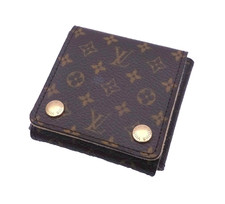 LOUIS VUITTON Monogram LV