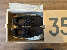 Yeezy Boost 350 V2 Black UK9