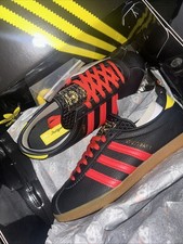 Adidas Stuttgart, Size
