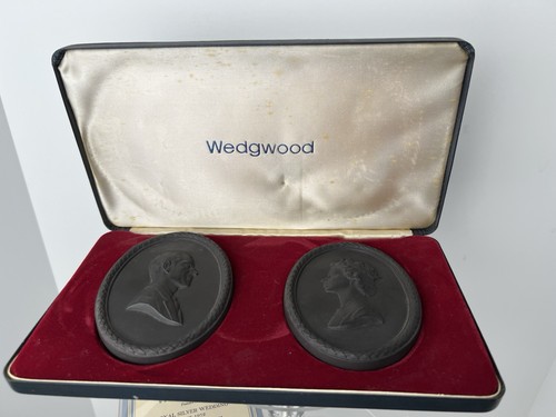 Wedgwood black basalt - wedgwood,