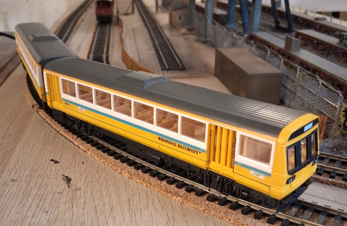 Hornby regional railways - br,