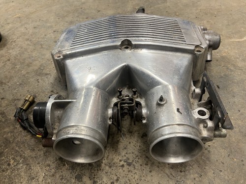 Rover vitesse group twin - group, a