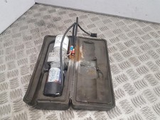 MERCEDES BENZ S CLASS 2007 Tailgate Hydraulic Pump 2218200148