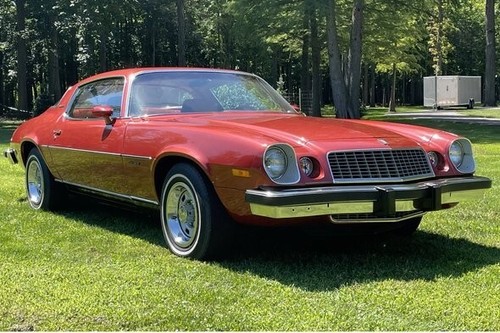 1977 chevy camaro red qtr - chevy,