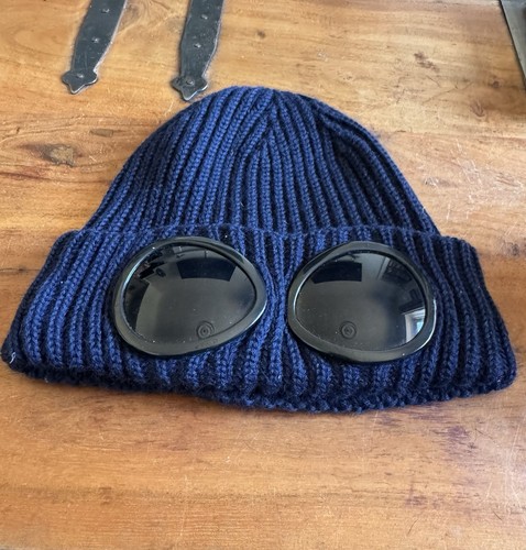 Company men s navy beanie - c.p.,