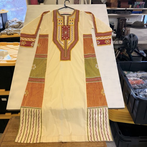 Lamsa middle eastern thobe - lamsa,