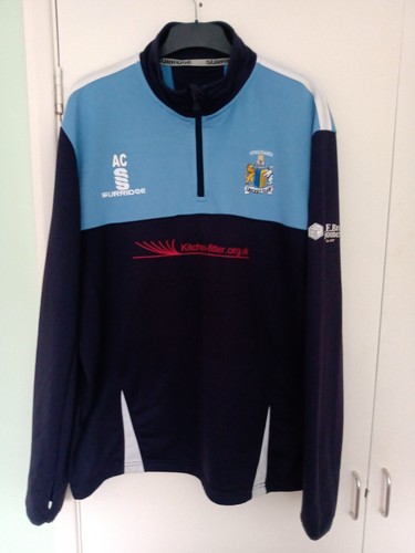 Used standard cricket club - standard,