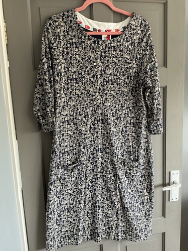 Weird fish ladies dress - weird, size
