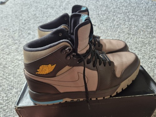 Air jordan treck uk10 - treck,