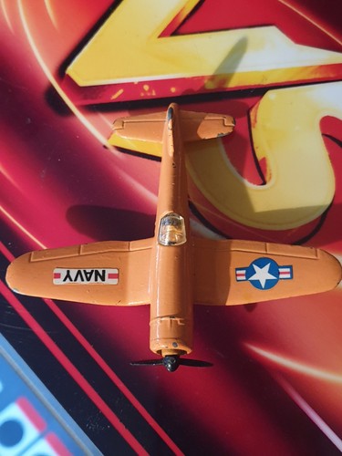 Matchbox sky busters corsair - matchbox,