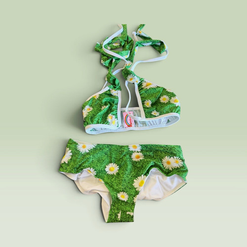Valentine green daisy floral - valentine,