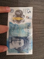 £5 note with VERY LOW SERIAL number AA33 236325 with Bank of England folder