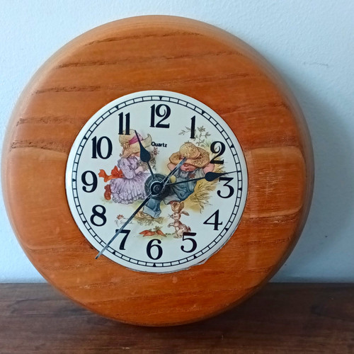 Vintage small round - vintage, wooden