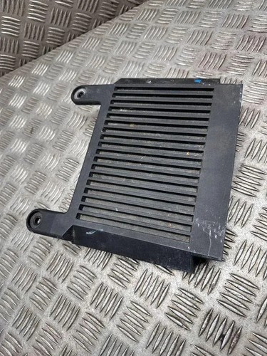 Volvo xc70 sound amplifier - volvo, ii