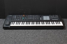 Arturia PolyBrute, NOIR -