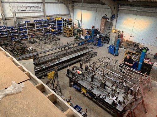 Tvr tuscan chassis - chassis, outrigger
