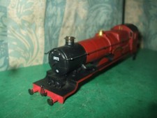 HORNBY GWR CASTLE HOGWARTS RED