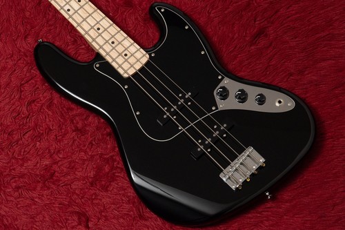 Squier affinity series - affinity, jazz