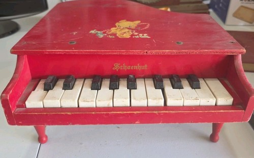Schoenhut key vintage - schoenhut, 20