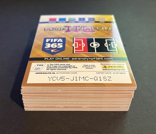 Panini fifa 365 2019 - fifa, adrenalyn