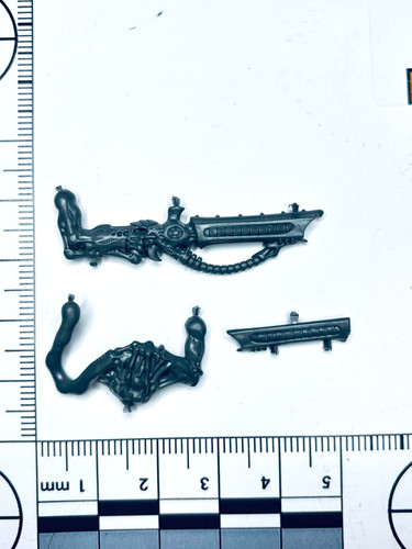 Warhammer 40k tyranid warriors - tyranid,