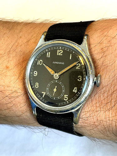 Vintage ww2 black dial - vintage,