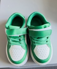 Boys Green Coloured Shoe 3-4