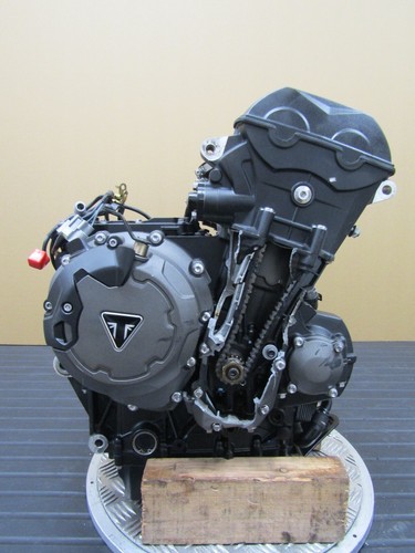 Triumph tiger 900 - tiger,