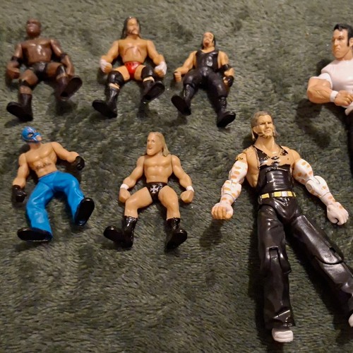 Joblot small wrestling figures