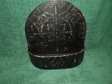 Shabby Black Farmhouse