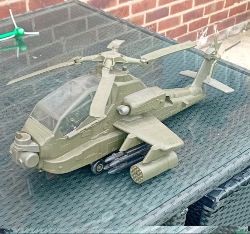 Green military helicopter - green,