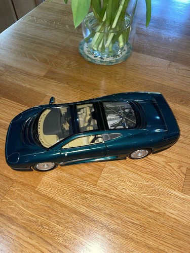 Maisto scale die cast - 1/18,