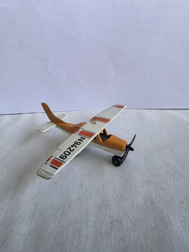 Matchbox skybusters 14 - skybusters, sb-14