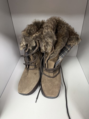 Russell bromley aquatalia - bromley,