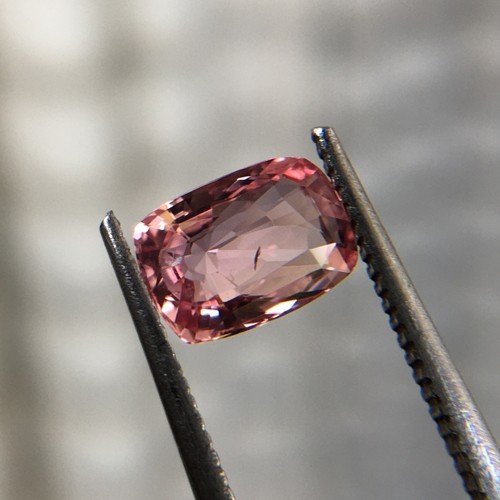 Natural heated - 0.94, ct