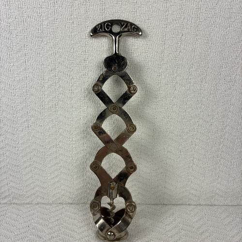 Corkscrew vintage zig zag - corkscrew,