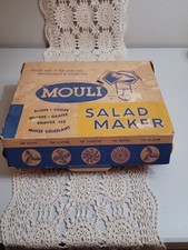 Vintagi Kitchen MOULI Salad