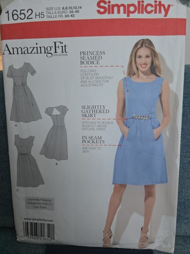 Simplicity 1652 misses amazing - 1652,