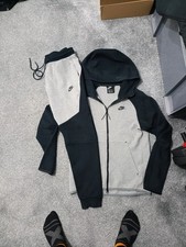 Old Season Grey Black Nike