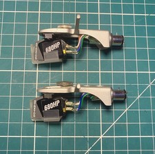 2x Stanton 680HP Cartridges in Original Headshells EX+ condition