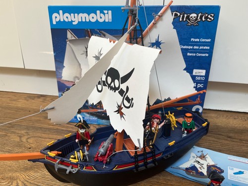 Playmobil pirate ship-complete