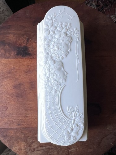 Vtg kaiser bisque porcelain - vtg,