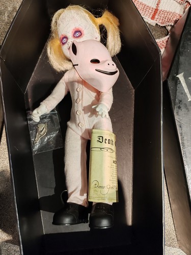 Living dead doll limited - ,