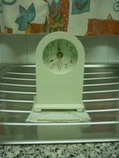  Arched Cream Colour -  Wood Mantel Clock { QUATZ }  Excellent Working Condition