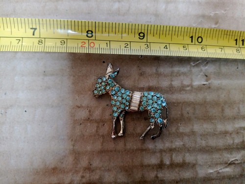 1940 50s donkey - brooch, with