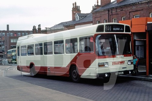 Bus photo yelloway hha129l - -,