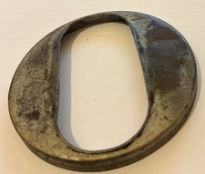 37-0849 TRIUMPH PRE UNIT SPRUNG HUB RIGHT HAND DUST COVER W 849  used original